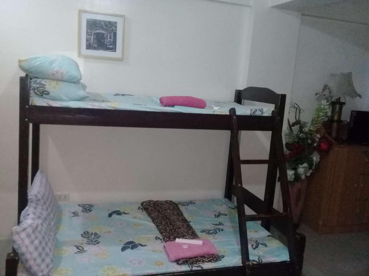 Emmanuel'S Service Apartment Near The Airport Manila Exterior photo