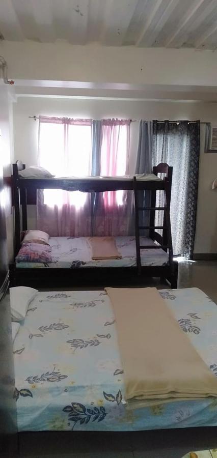 Emmanuel'S Service Apartment Near The Airport Manila Exterior photo