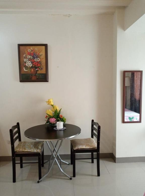 Emmanuel'S Service Apartment Near The Airport Manila Exterior photo